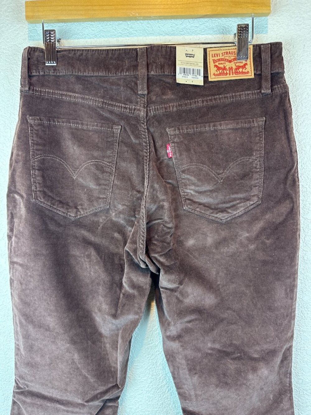 NWT Levi’s 725 High Rise Bootcut Corduroy Pants Brown Women Size 30 Boho Western - Picture 11 of 14